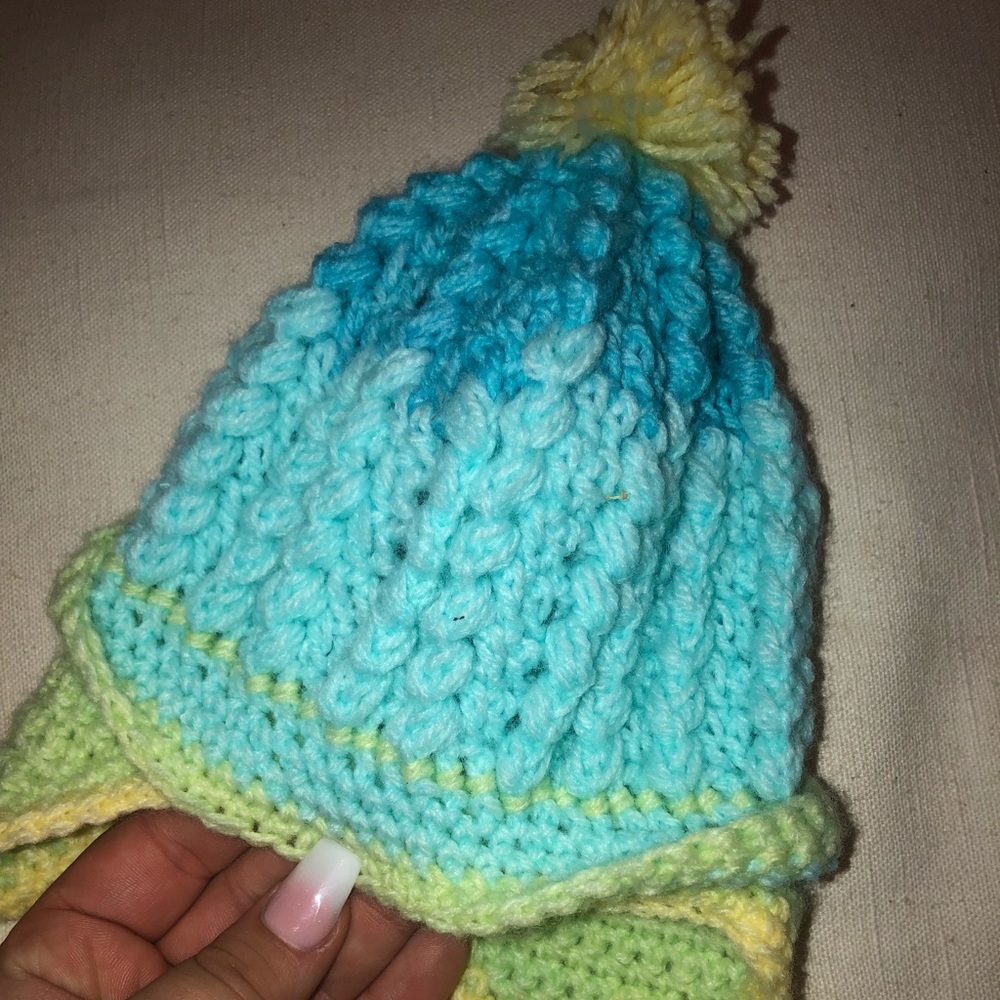 Crocheted hat :)
